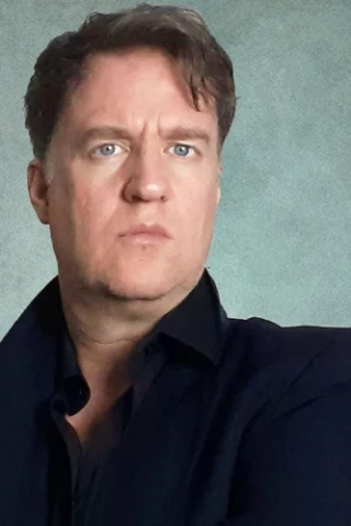 Robert Tobin
