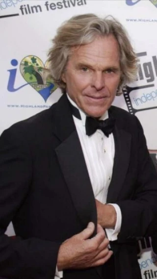 Joseph Bottoms