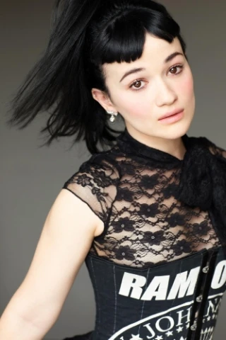 Laura Louise