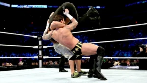 The Cenation & Straight Edge battle the Hounds