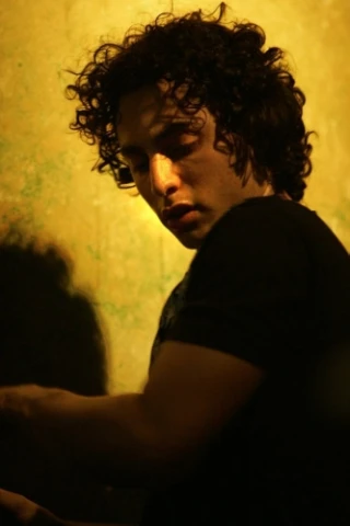 Keaton Simons