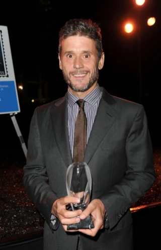 Simon Halls