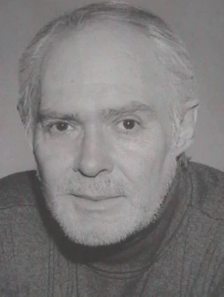 Ellis Moore