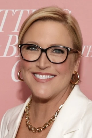 Suzanne Farwell