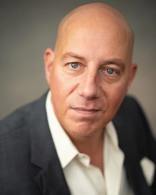 Noel Cecil