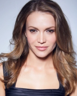 Tanya Leon