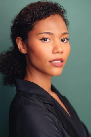 Sophia Lucia Parola