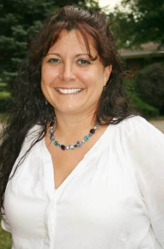 Lisa Joe Catron