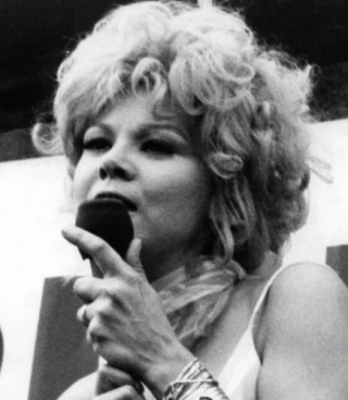 Barbara Harris