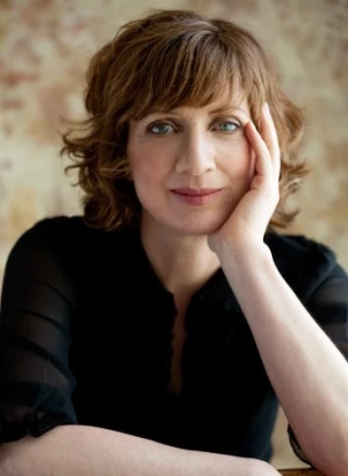 Wendy Tremont King