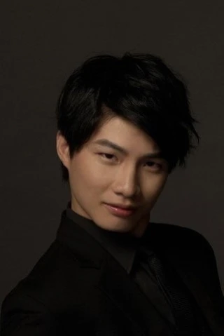 Tai-Wei Huang