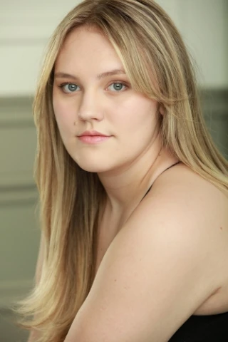 Ava Benavente