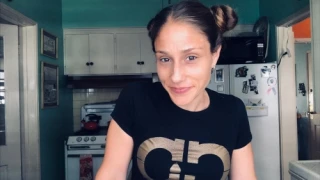 Sarah Lucky