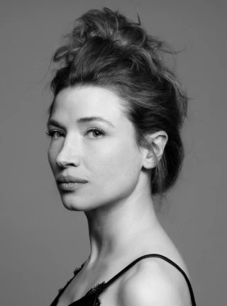 Amanda Jaros
