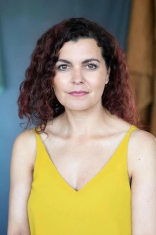 Leonie Hill