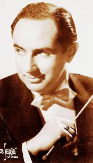 Del Courtney