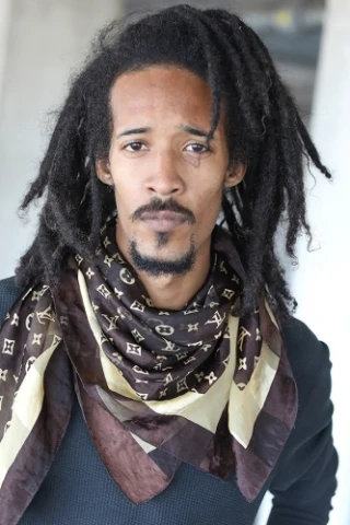 Earl Lee White