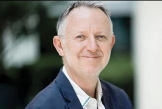 Laurence Bowen