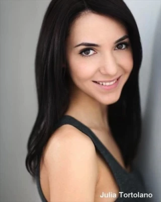 Julia Tortolano