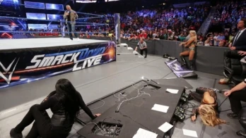SmackDown LIVE's women to make history at WWE Money in the Bank