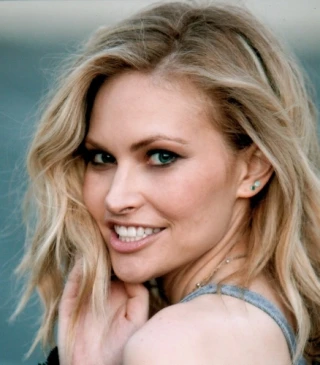 Amanda Loncar
