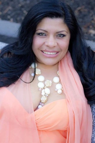 Lorena M. Santos