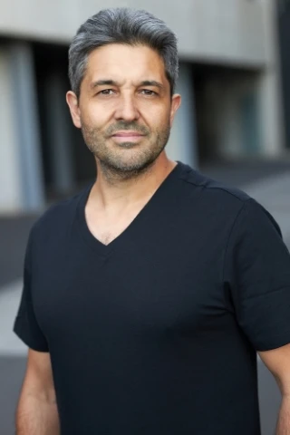 Val Athanassiou