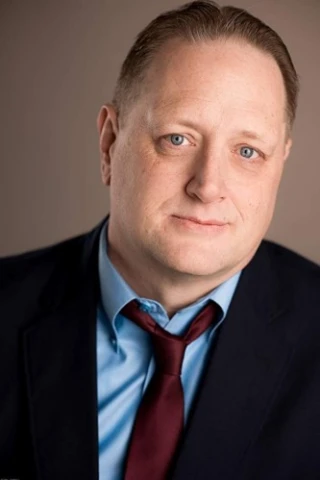 Shawn Bradly Hoefer