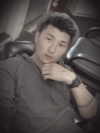Dom Dela Cruz Languit