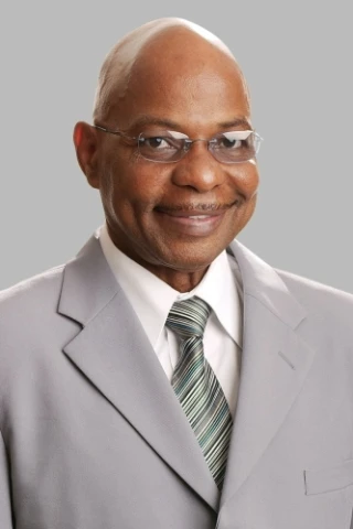 Teddy Long