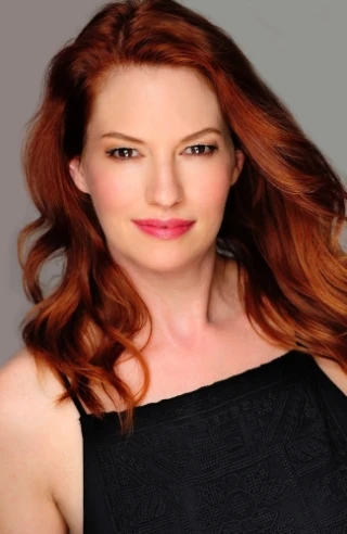 Laura Robb