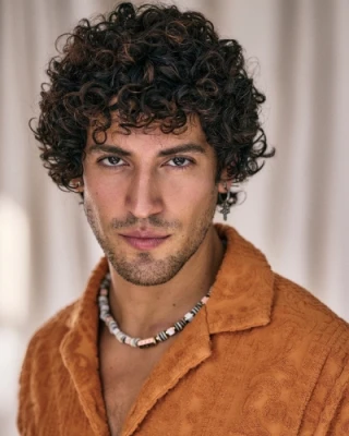Aaron Valenzuela
