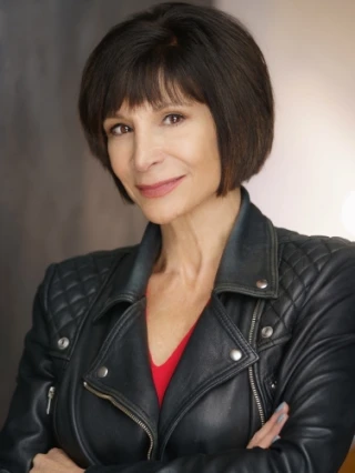Sue Giosa