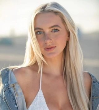 Lauren Peters