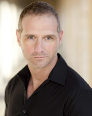 Scott Hinds