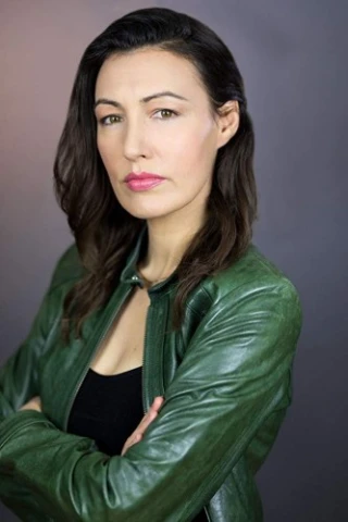 Sari Sheehan