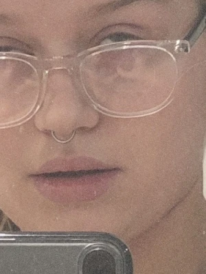 dramatic lil bitch