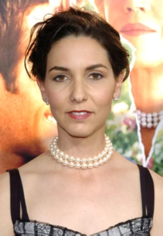 Anya Kochoff