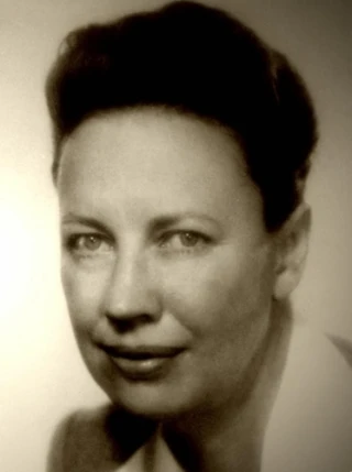 Dorothy Thomas