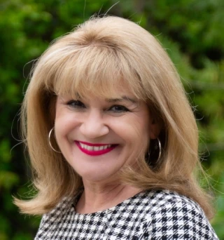 Maria Collis
