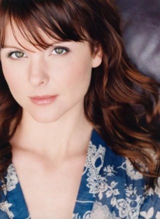 Amanda Barnett