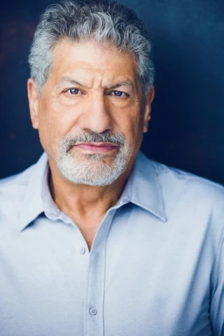 Michael De Nola