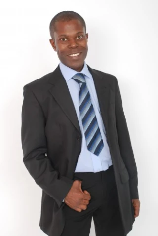 Anthony Chisholm