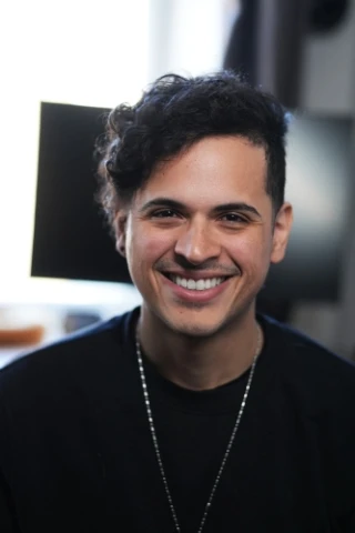Adrian Valle Torres