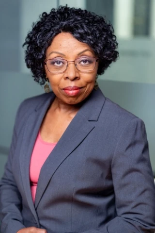 Lucinda Carr