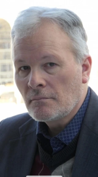 Nicholas Searles