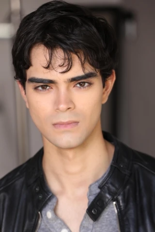 Enrique Covarrubias