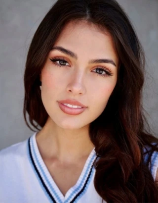 Isabella Ferregur Solis