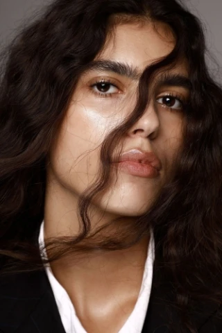 Sun Mizrahi