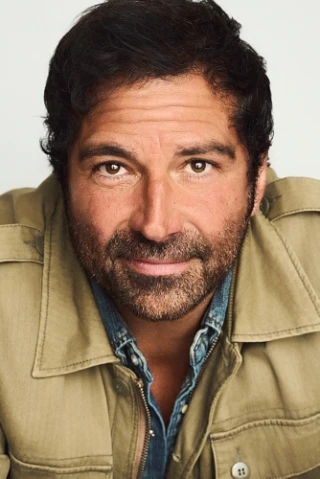 Elijah Alexander